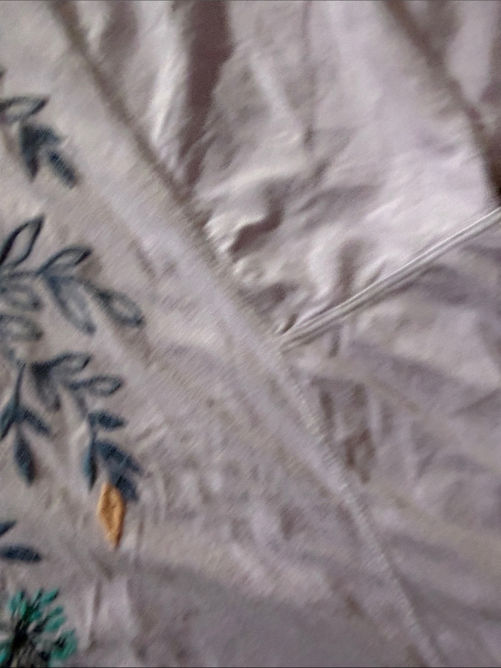 Johnny Was Lavender Embroidered Floral V-Neck Top 2X - Picture 6 of 16